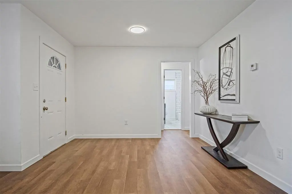 Photo 3 — 223 N 16th Street, Chickasha, OK 73018
