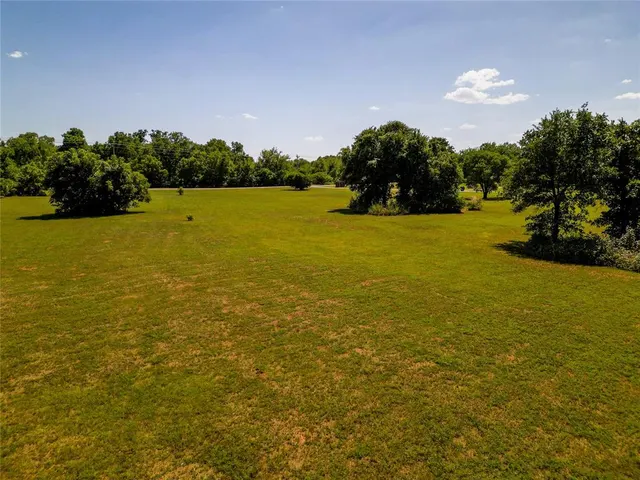 Photo 3 — Walnut Drive, Tuttle, OK 73089
