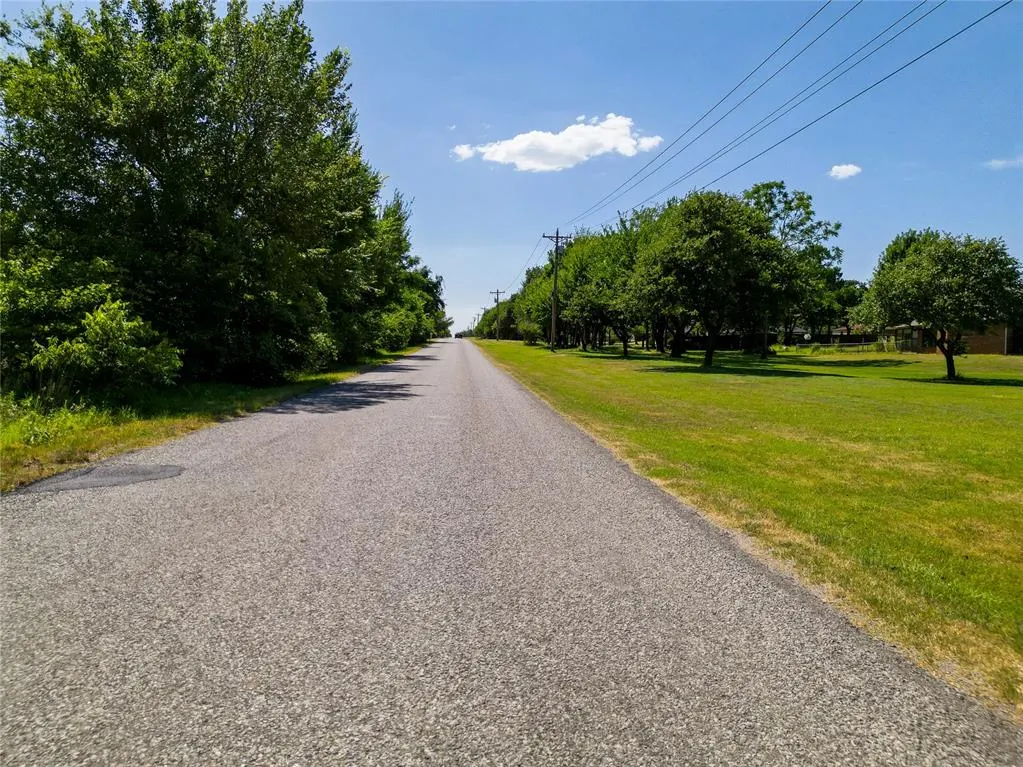 Photo 11 — Walnut Drive, Tuttle, OK 73089