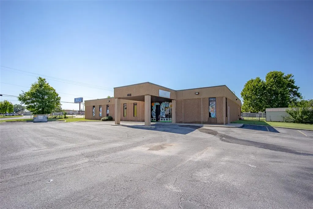 Front exterior — 4520 SW 33RD Street, Oklahoma City, OK 73179