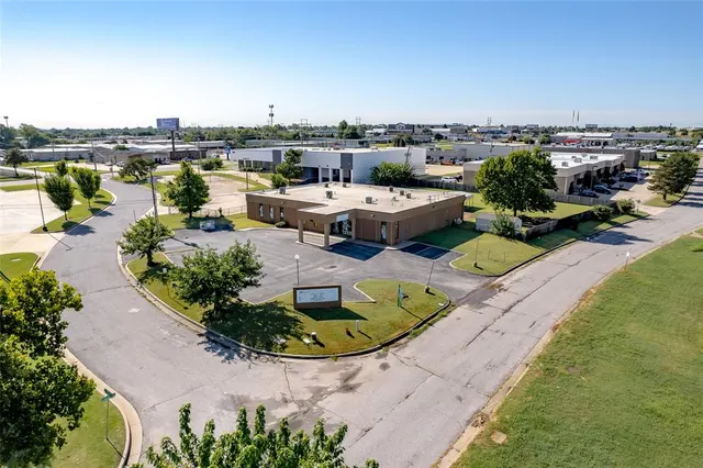 Photo 2 — 4520 SW 33RD Street, Oklahoma City, OK 73179