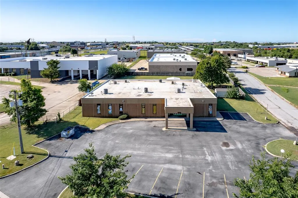 Photo 3 — 4520 SW 33RD Street, Oklahoma City, OK 73179