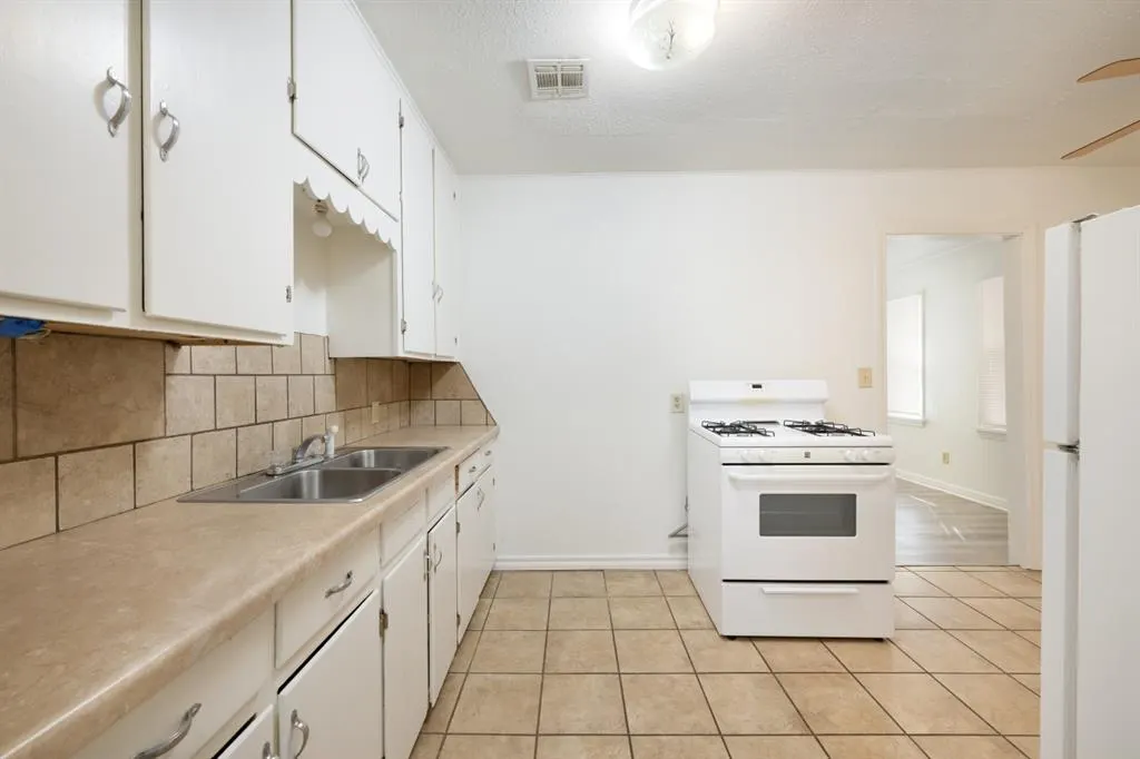 Photo 20 — 431 Showalter Drive, Midwest City, OK 73110