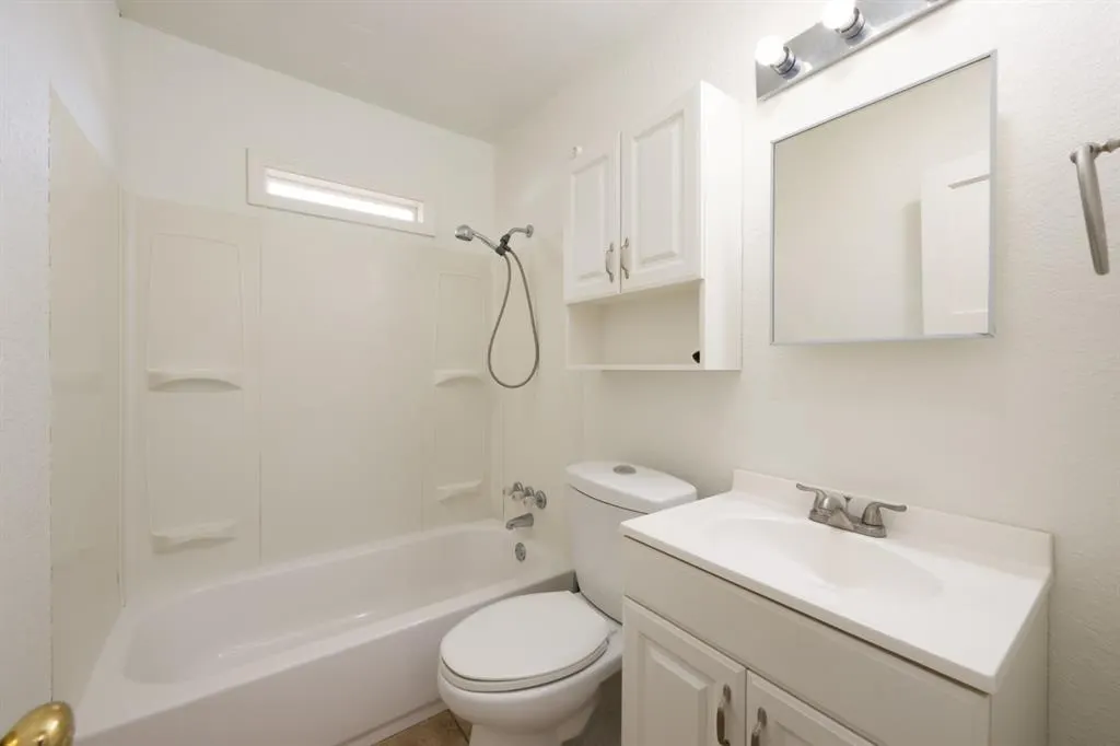 Photo 25 — 431 Showalter Drive, Midwest City, OK 73110