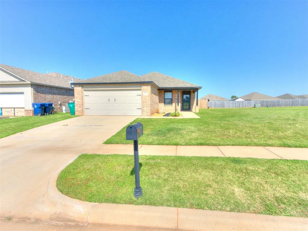 Front exterior — 5632 DUNLIN Road, Oklahoma City, OK 73179