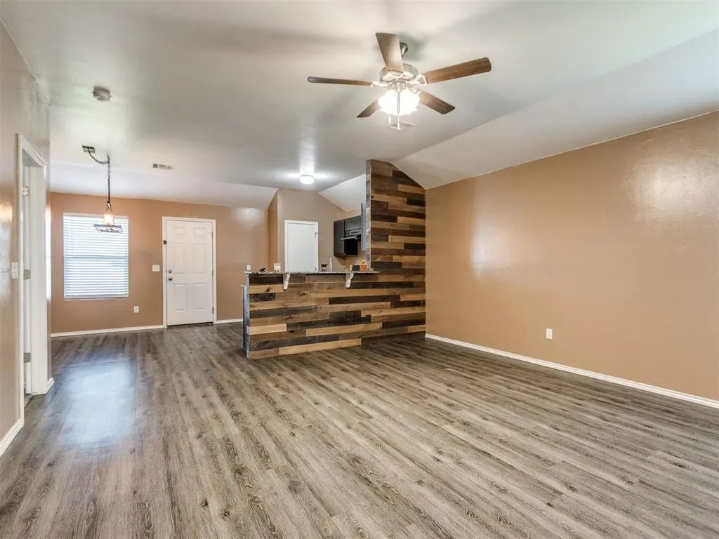 Photo 4 — 5632 DUNLIN Road, Oklahoma City, OK 73179