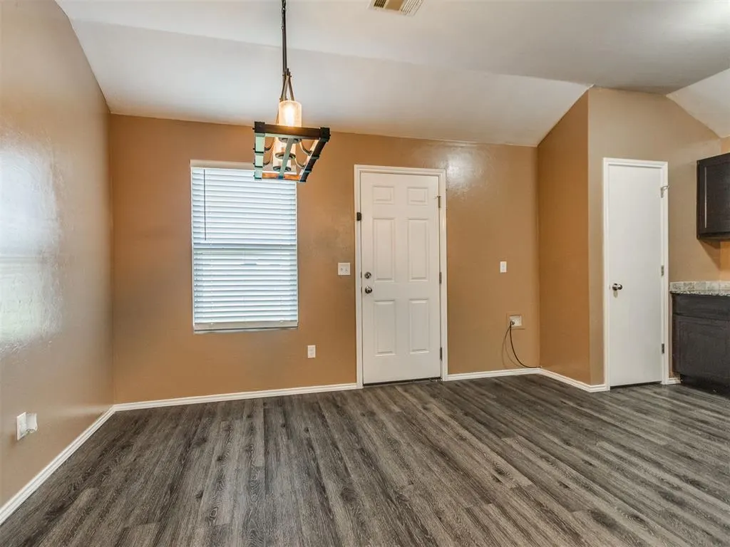 Photo 12 — 5632 DUNLIN Road, Oklahoma City, OK 73179