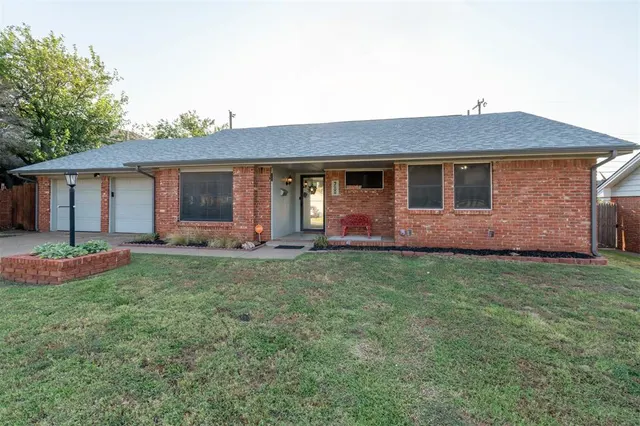 Photo 2 — 3608 N Utah Avenue, Oklahoma City, OK 73112