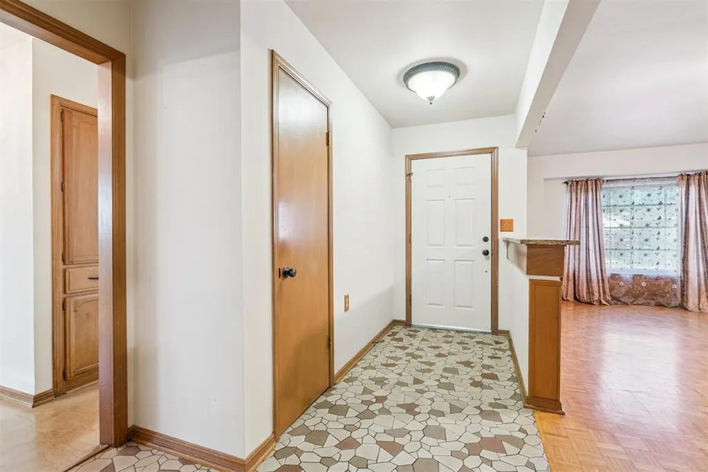 Photo 4 — 3608 N Utah Avenue, Oklahoma City, OK 73112