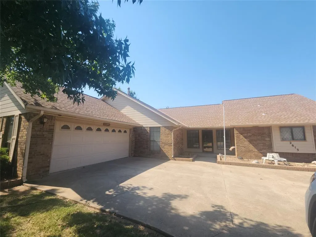 Photo 3 — 2613 SW 112th Street, Oklahoma City, OK 73170
