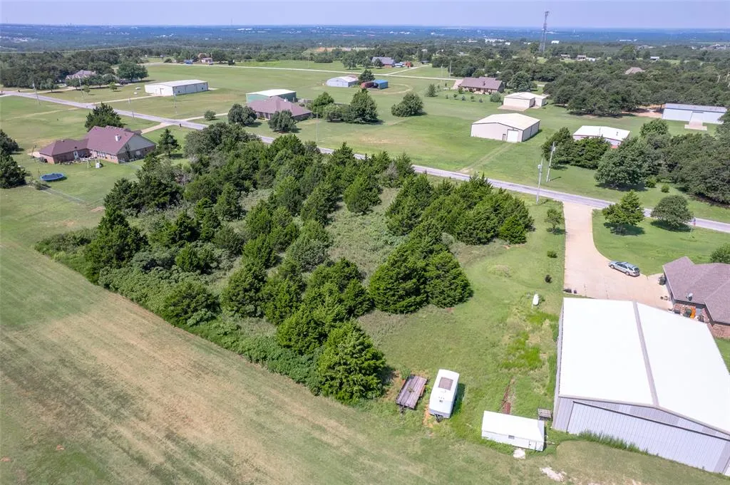 Front exterior — 7550 Harvey Road, Guthrie, OK 73044