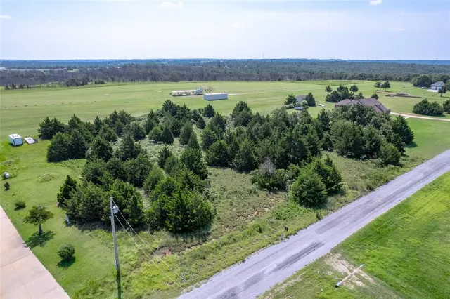 Photo 4 — 7550 Harvey Road, Guthrie, OK 73044