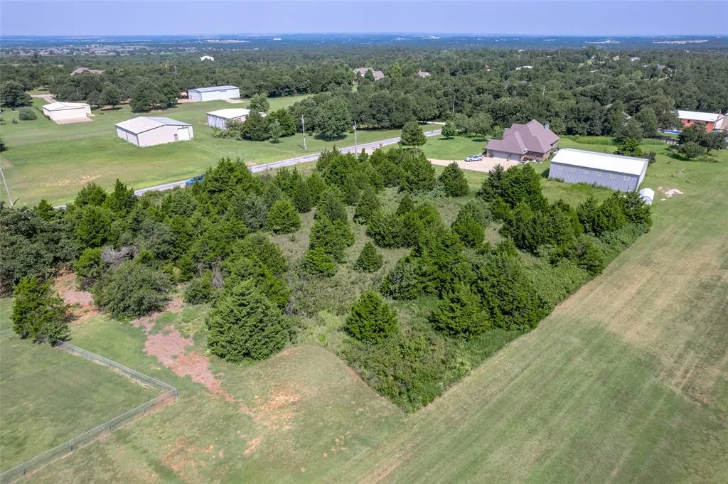 Photo 10 — 7550 Harvey Road, Guthrie, OK 73044