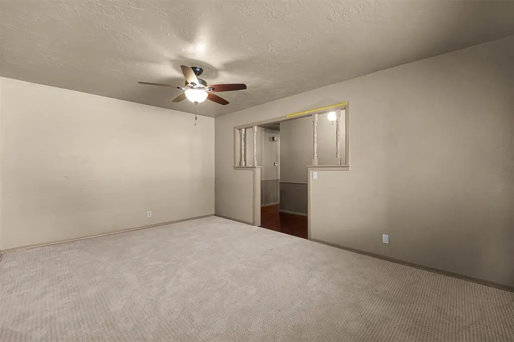 Photo 9 — 108 Mockingbird Lane, Elk City, OK 73644
