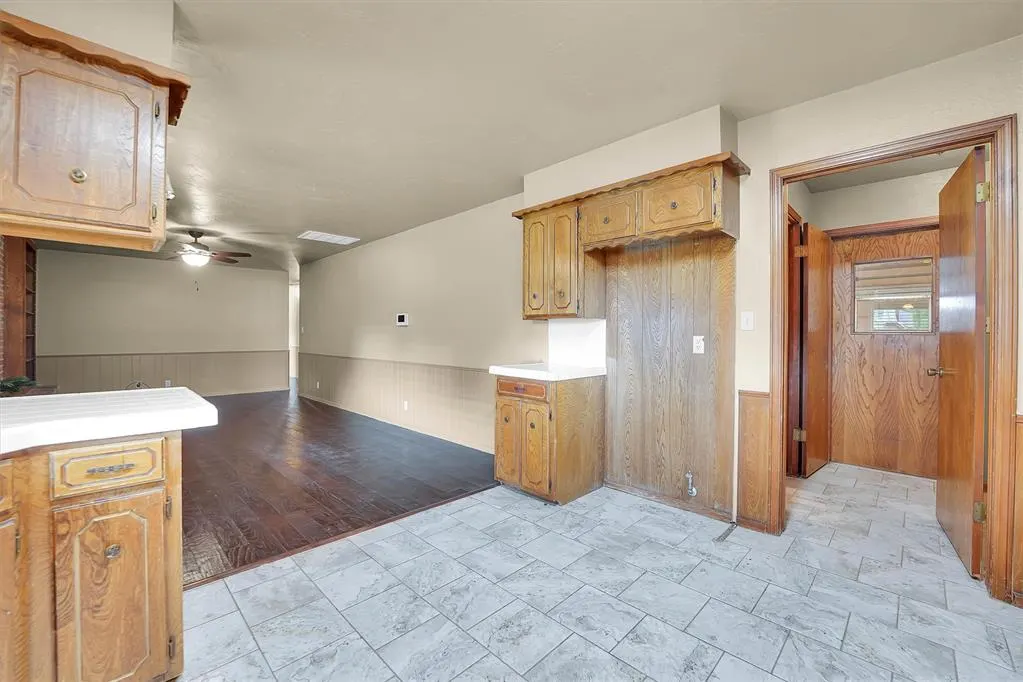 Photo 15 — 108 Mockingbird Lane, Elk City, OK 73644