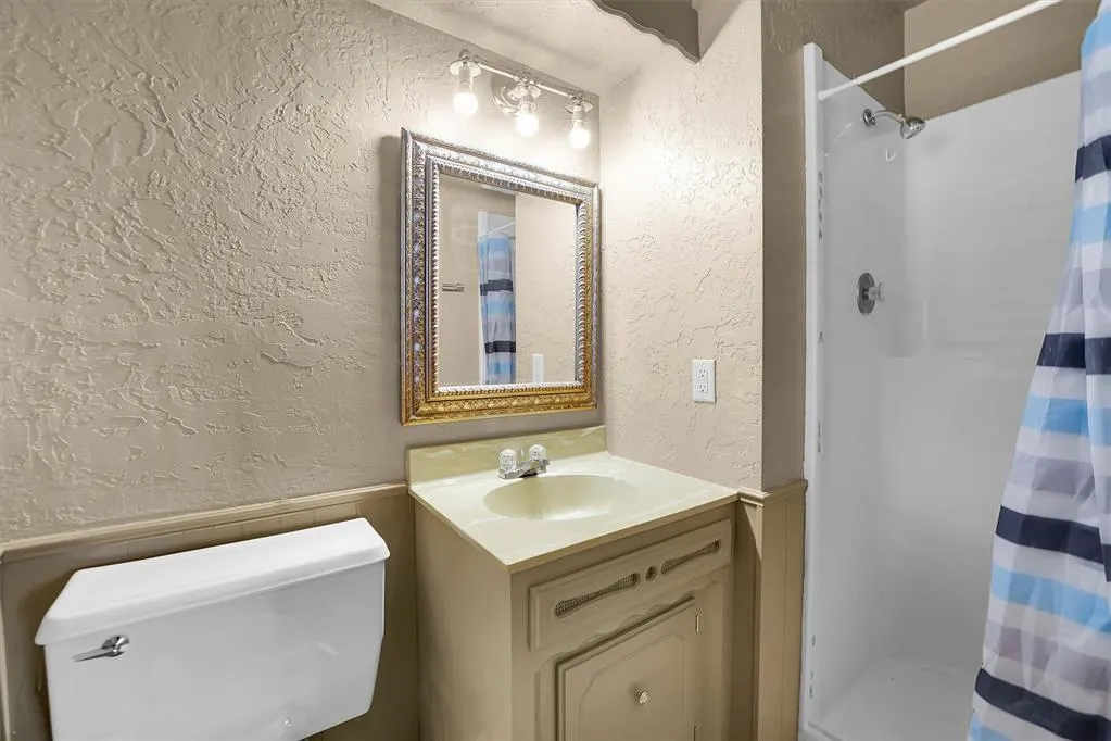 Photo 29 — 108 Mockingbird Lane, Elk City, OK 73644
