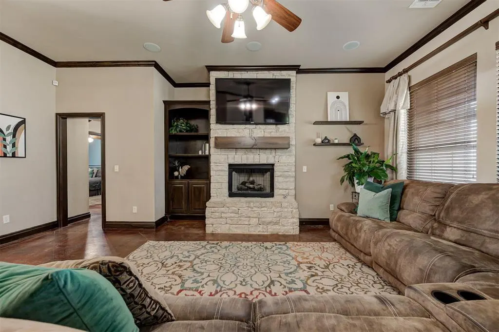 Photo 6 — 8901 Estelle Court, Oklahoma City, OK 73135