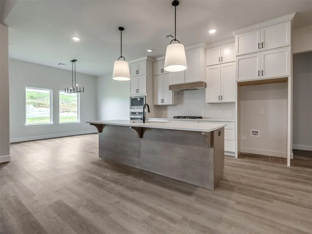 Photo 10 — 8633 Beechgrove Drive, Arcadia, OK 73007