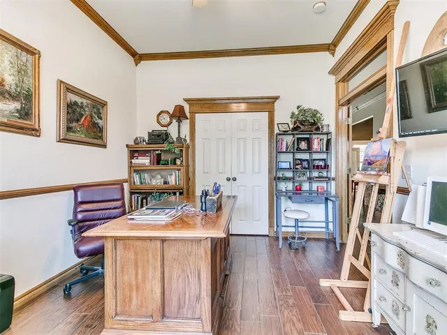 Photo 8 — 12428 Elizabeth Drive, Midwest City, OK 73130