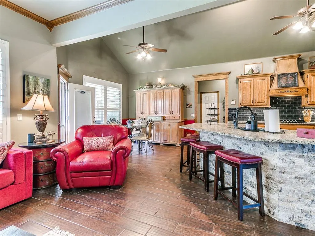 Photo 18 — 12428 Elizabeth Drive, Midwest City, OK 73130