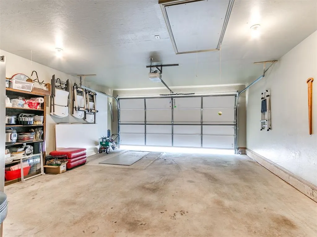 Photo 33 — 12428 Elizabeth Drive, Midwest City, OK 73130