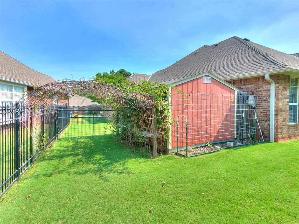 Photo 40 — 12428 Elizabeth Drive, Midwest City, OK 73130