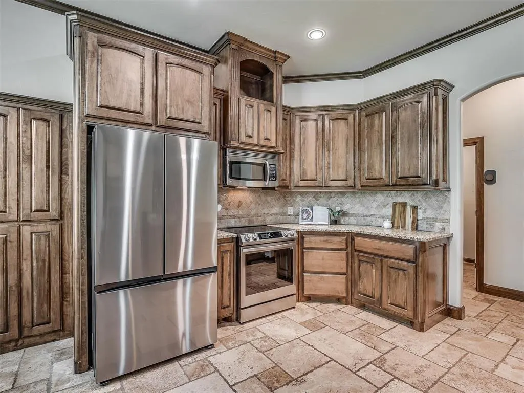 Photo 14 — 8275 Elk Grove, Blanchard, OK 73010