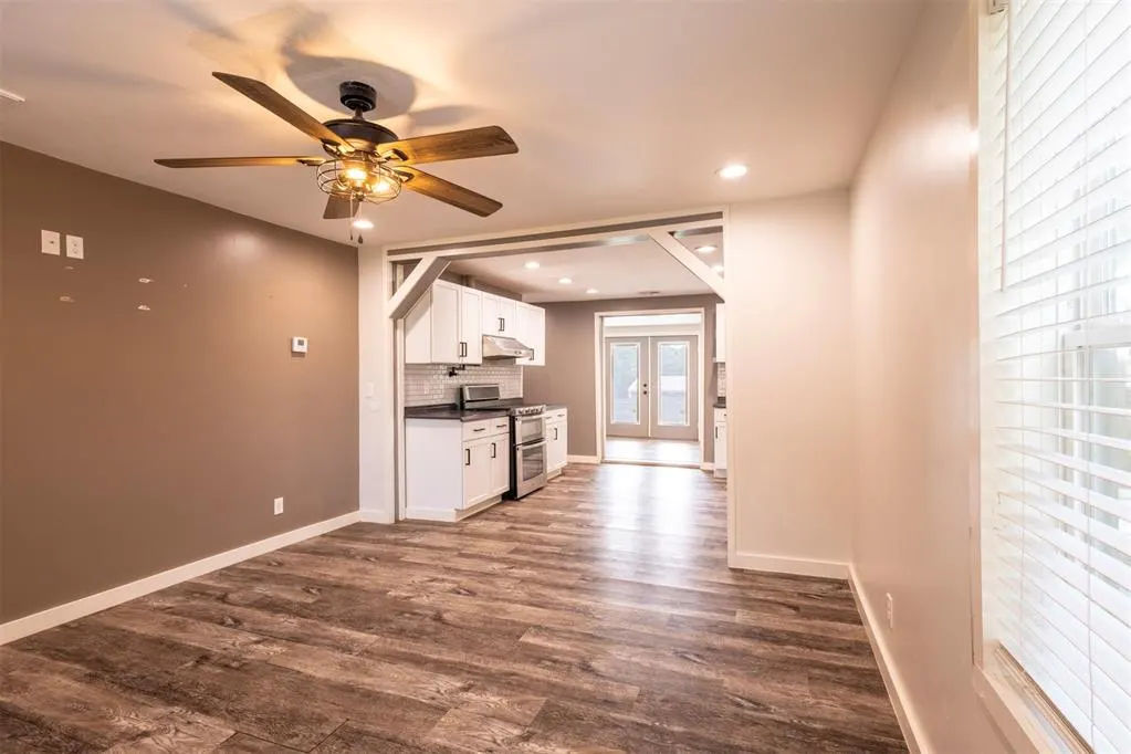 Photo 4 — 1304 N College Street, Cordell, OK 73632