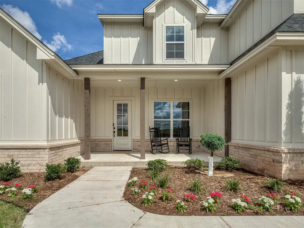 Photo 6 — 6921 Lake View Court, Cashion, OK 73016