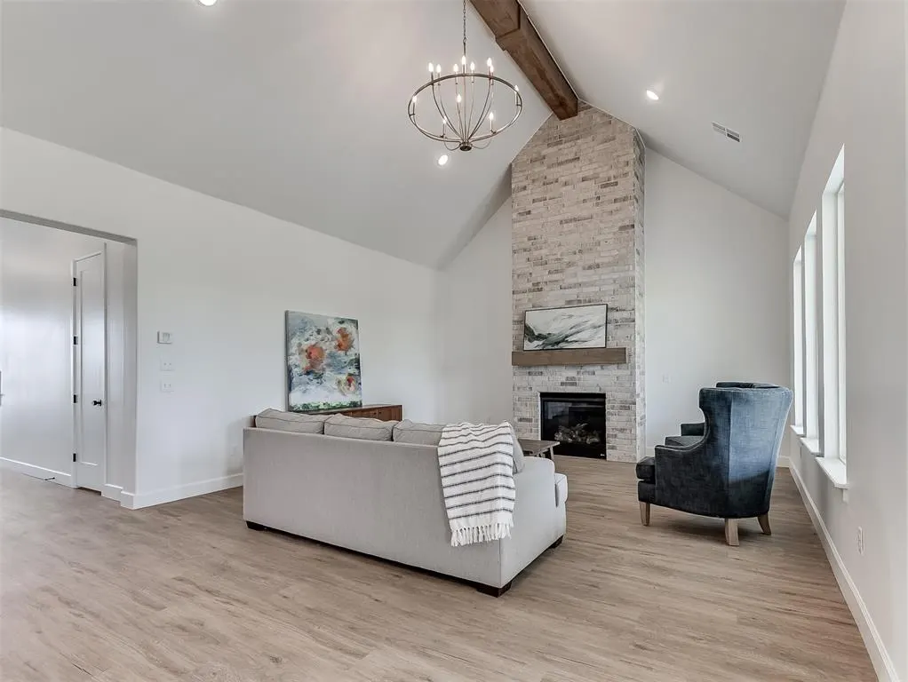 Photo 11 — 6921 Lake View Court, Cashion, OK 73016