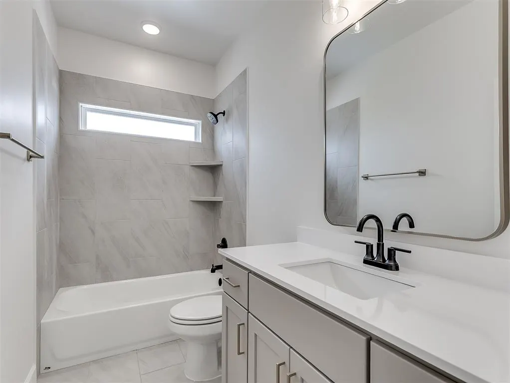 Photo 36 — 6921 Lake View Court, Cashion, OK 73016