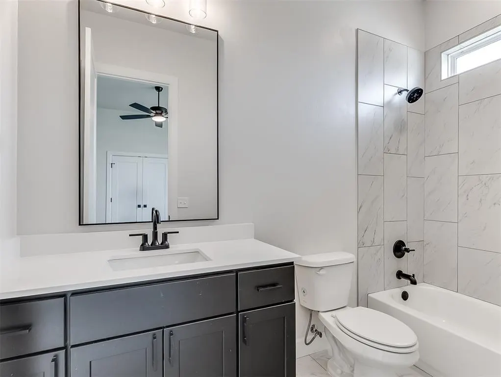 Photo 32 — 6901 Lake View Court, Cashion, OK 73016