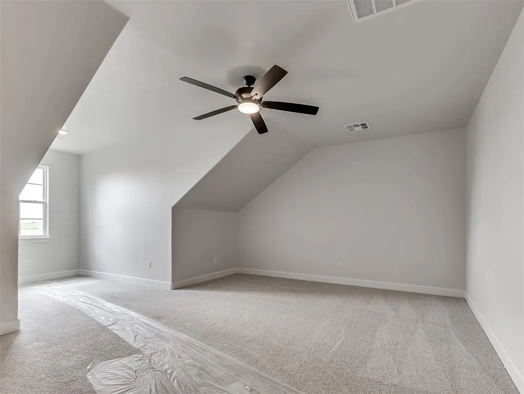 Photo 37 — 6901 Lake View Court, Cashion, OK 73016