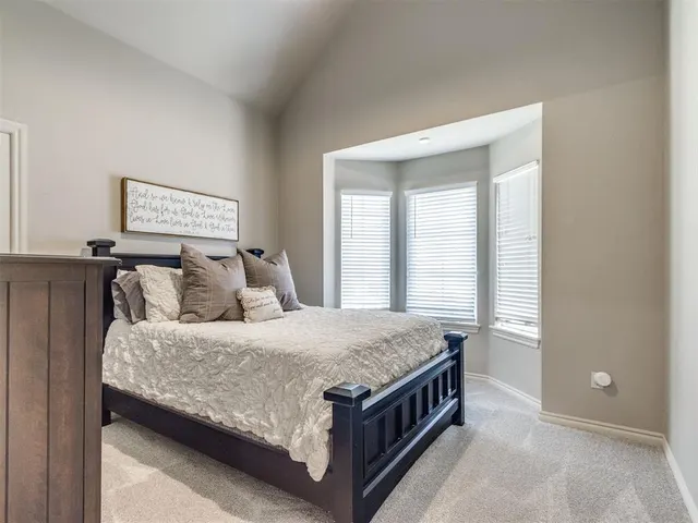 Photo 8 — 2101 Newbrook Drive, Edmond, OK 73003
