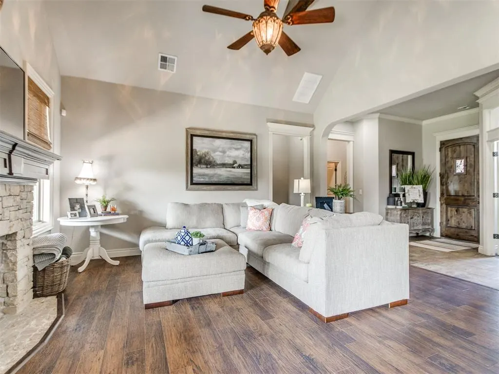 Photo 16 — 2101 Newbrook Drive, Edmond, OK 73003