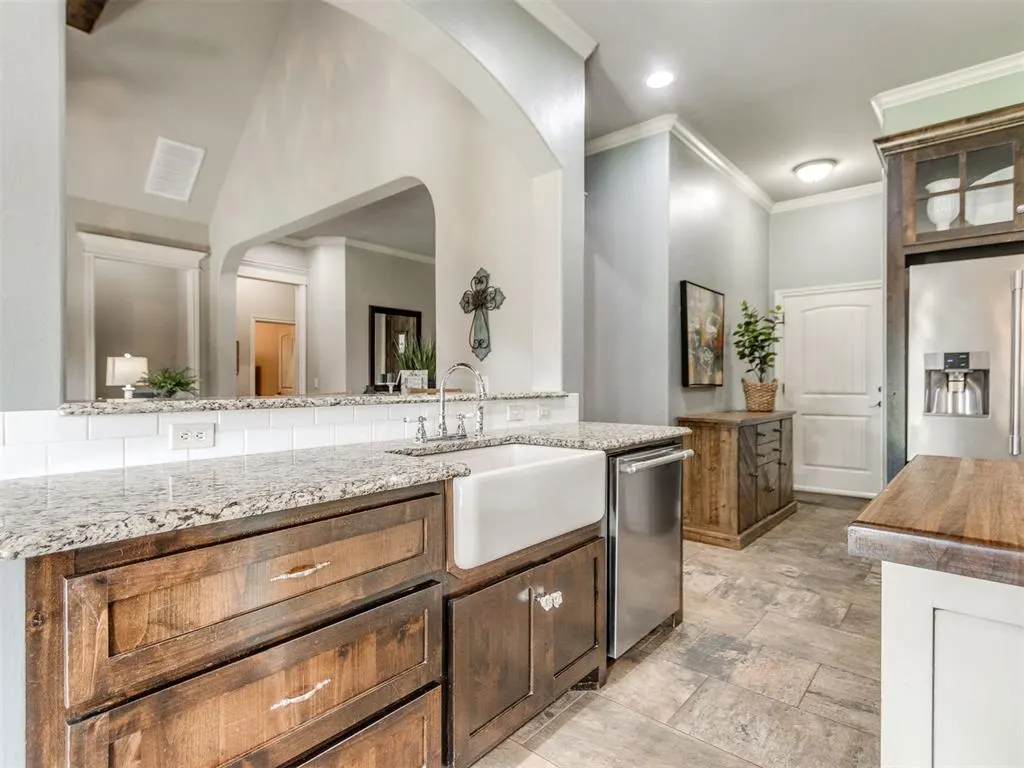 Photo 22 — 2101 Newbrook Drive, Edmond, OK 73003
