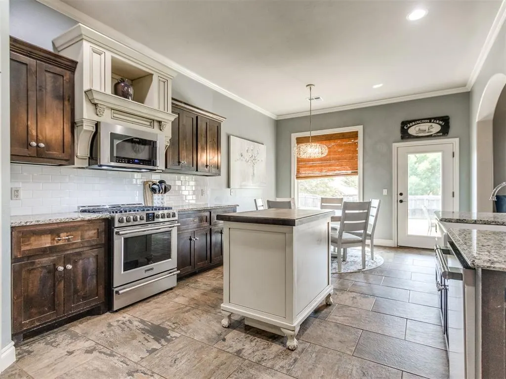 Photo 27 — 2101 Newbrook Drive, Edmond, OK 73003
