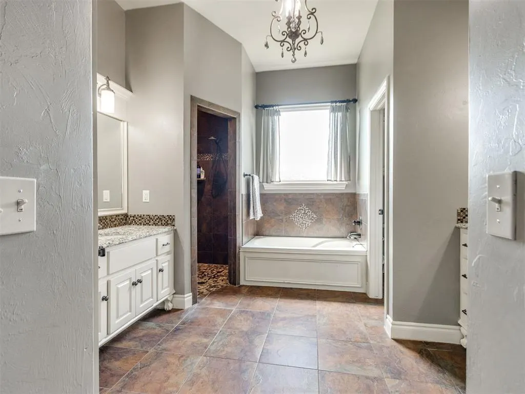 Photo 30 — 2101 Newbrook Drive, Edmond, OK 73003