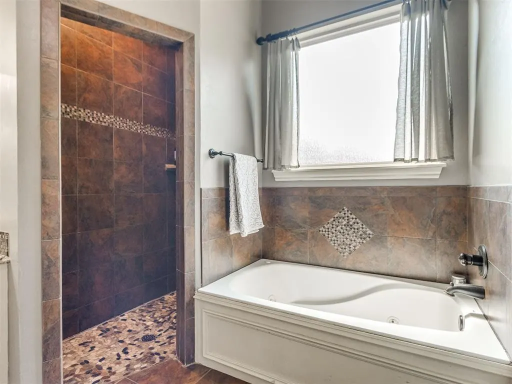 Photo 33 — 2101 Newbrook Drive, Edmond, OK 73003