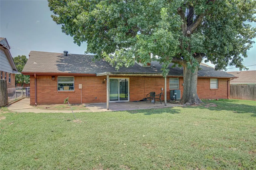 Photo 17 — 3106 NW 63rd Street, Oklahoma City, OK 73116