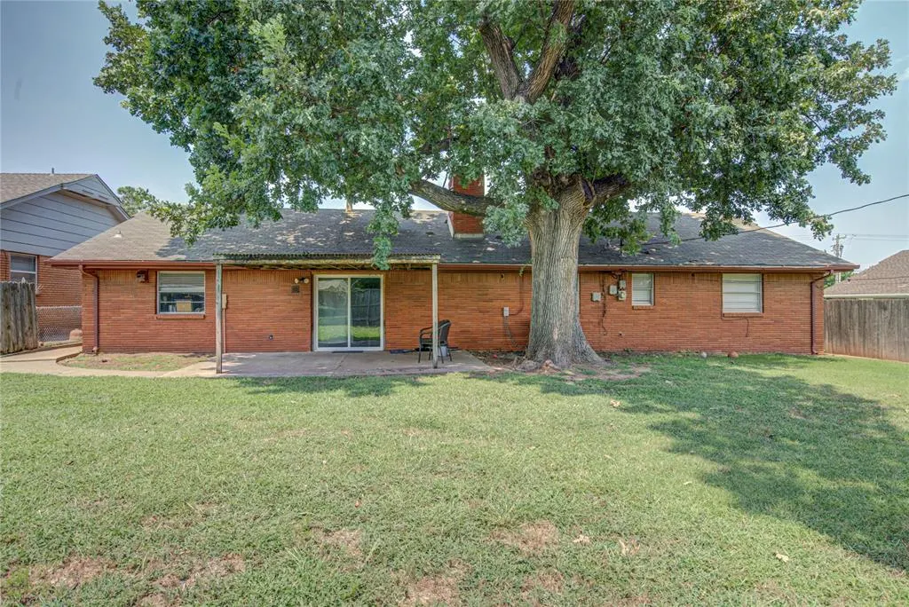 Photo 18 — 3106 NW 63rd Street, Oklahoma City, OK 73116