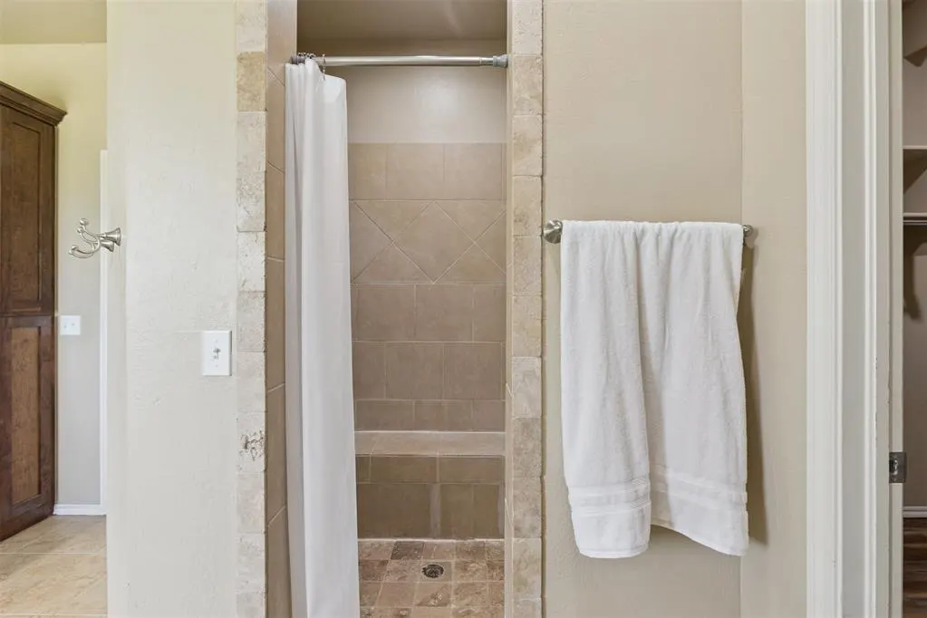 Photo 13 — 13640 Ridge View Lane, Edmond, OK 73025