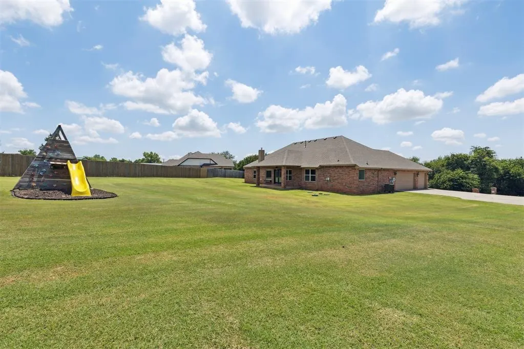 Photo 32 — 13640 Ridge View Lane, Edmond, OK 73025