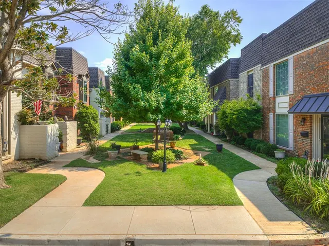 Photo 2 — 7818 Old Hickory Lane, Oklahoma City, OK 73116