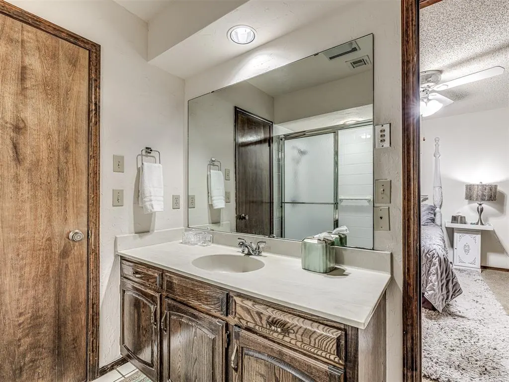Photo 33 — 7818 Old Hickory Lane, Oklahoma City, OK 73116