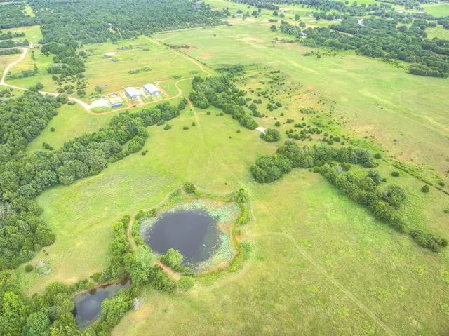 Photo 7 — 336241 E 980 Road, Wellston, OK 74881