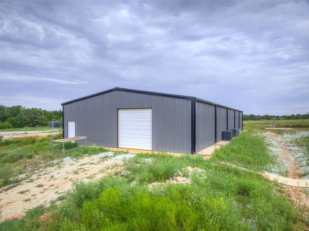 Photo 10 — 336241 E 980 Road, Wellston, OK 74881