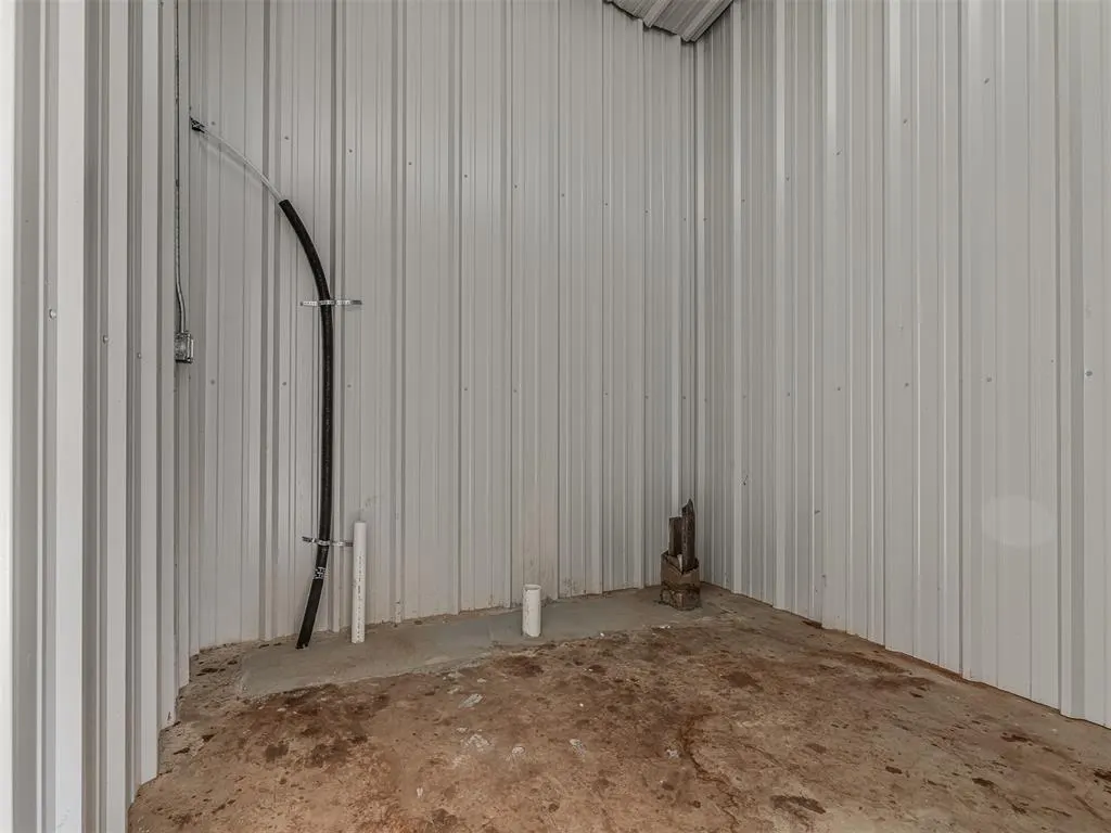 Photo 28 — 336241 E 980 Road, Wellston, OK 74881