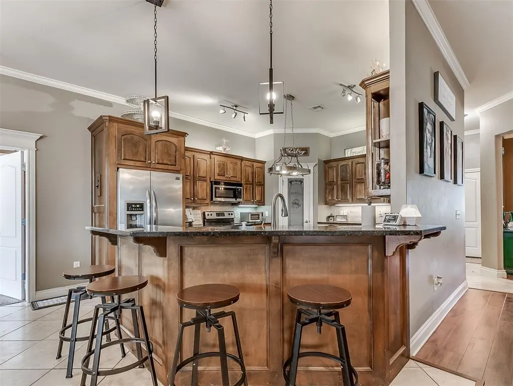 Photo 15 — 826 Silver Chase Drive, Choctaw, OK 73020