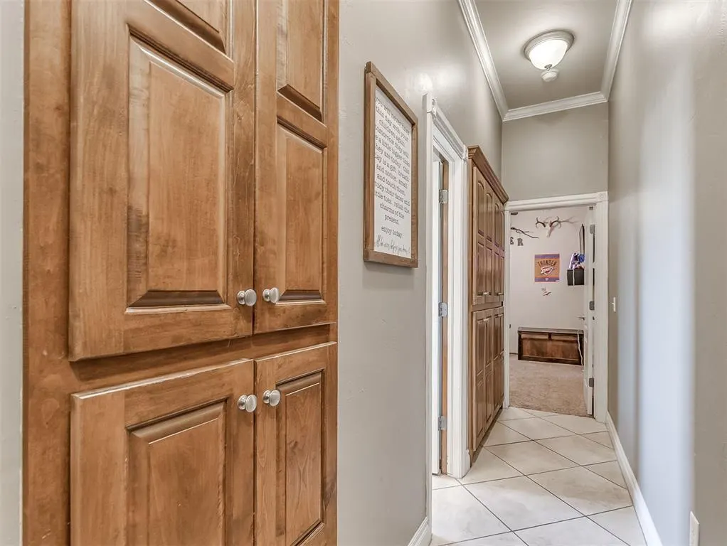 Photo 32 — 826 Silver Chase Drive, Choctaw, OK 73020